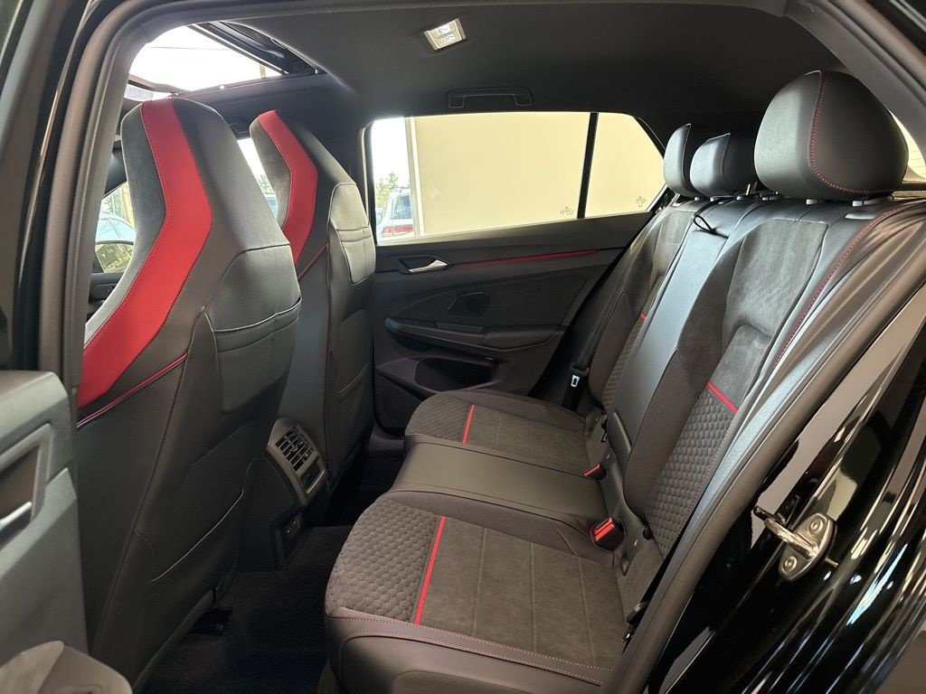 2026 Volkswagen Golf GTI SE - Photo 21
