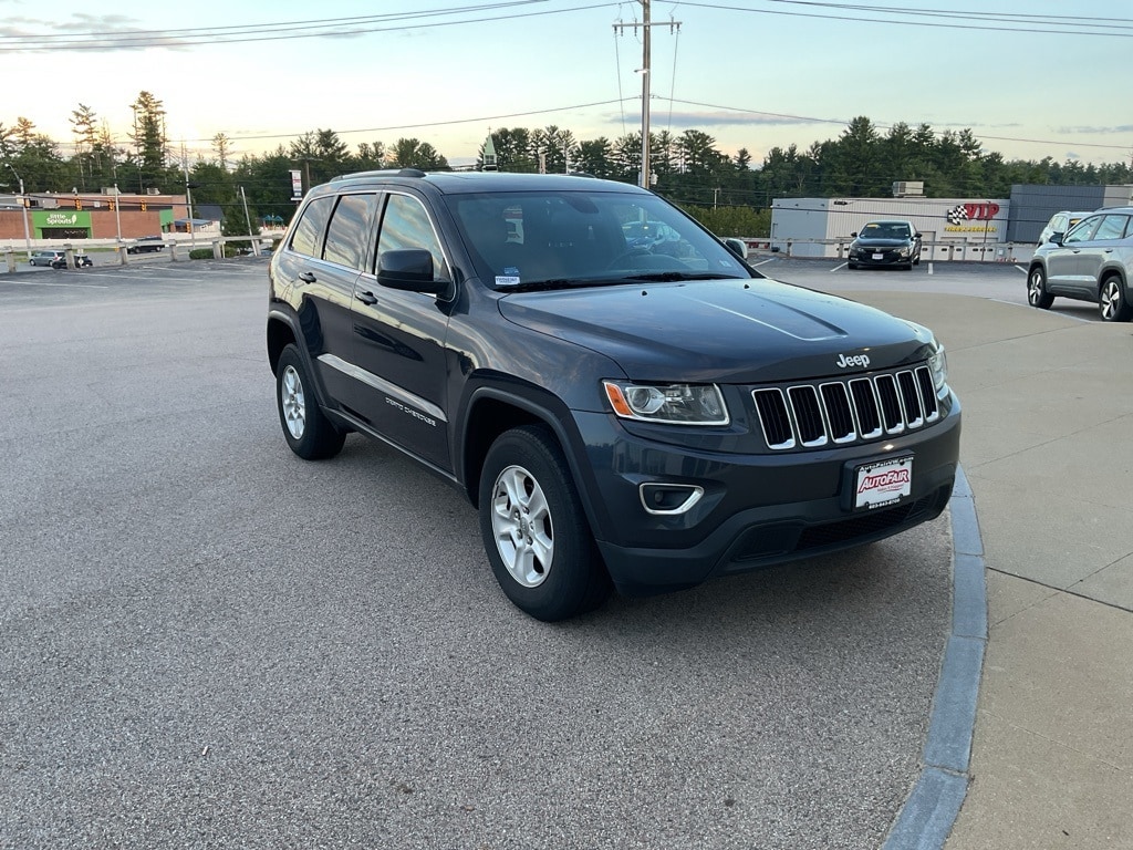 Used 2014 Jeep Grand Cherokee Laredo with VIN 1C4RJFAG3EC242919 for sale in Merrimack, NH