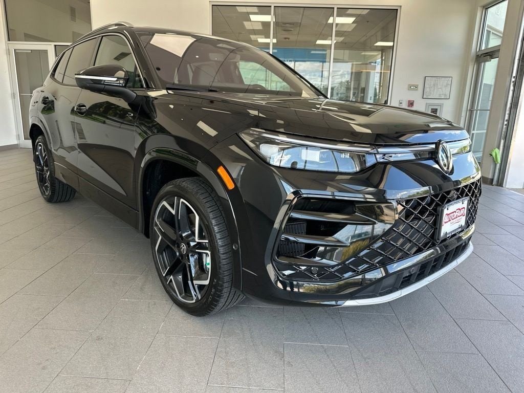 2026 Volkswagen Tiguan SEL R-LINE TURBO