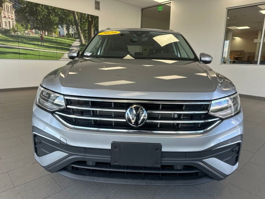 Certified 2024 Volkswagen Tiguan 2.0T SE SUV