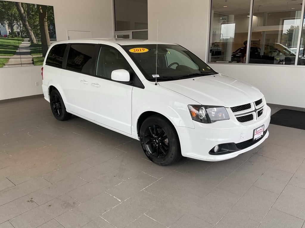 Used 2019 Dodge Grand Caravan GT with VIN 2C4RDGEG0KR712222 for sale in Merrimack, NH