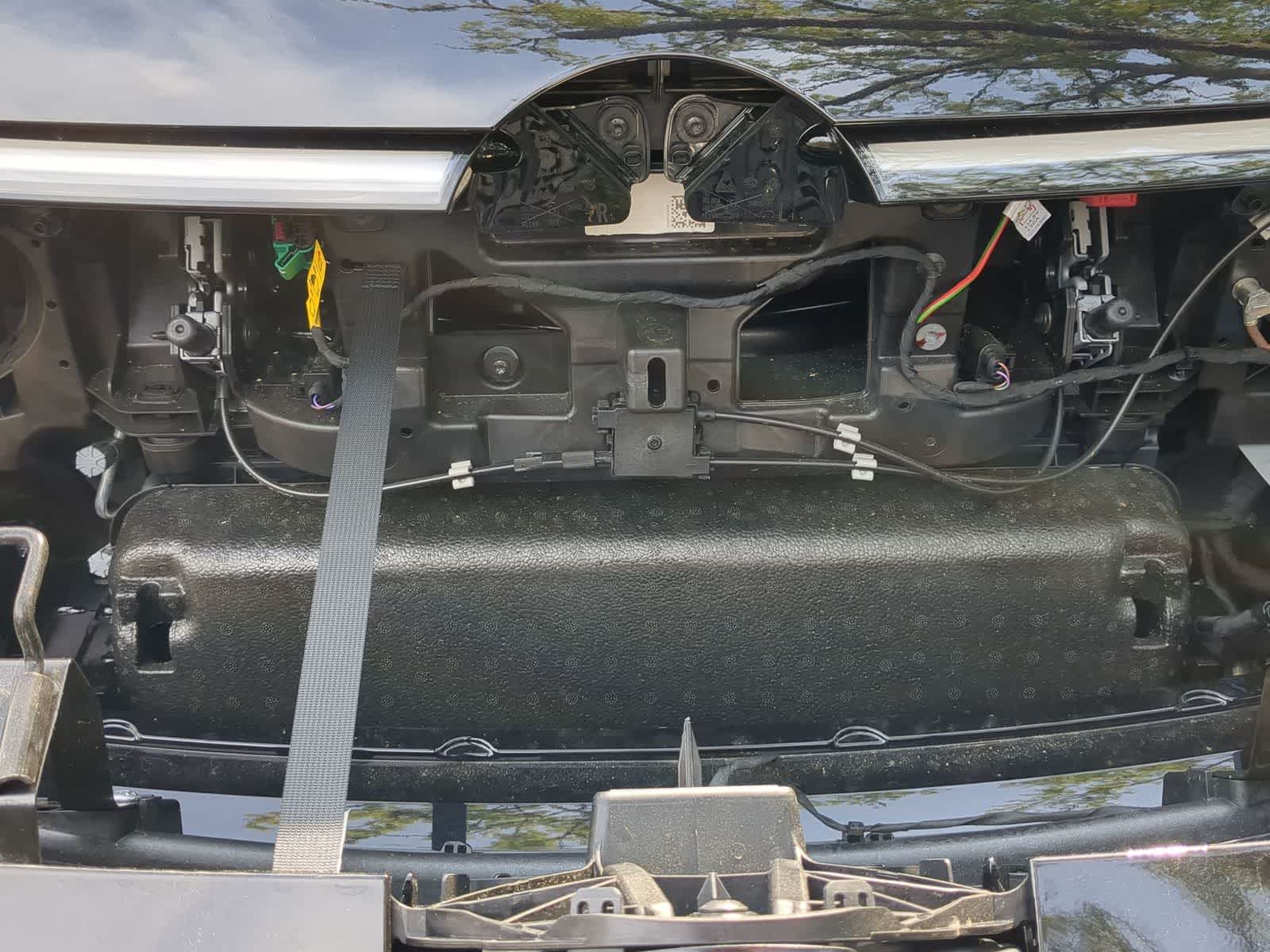 Thumbnail: 2025 Volkswagen ID.Buzz - 15