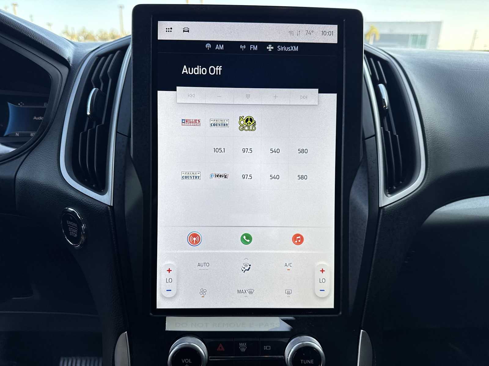 Thumbnail: 2023 Ford Edge - 25