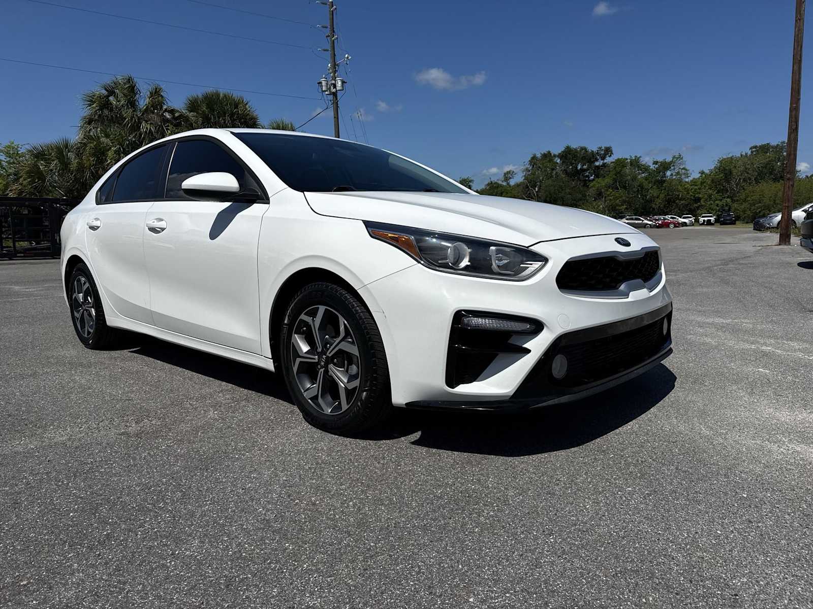 Thumbnail: 2020 Kia Forte - 8