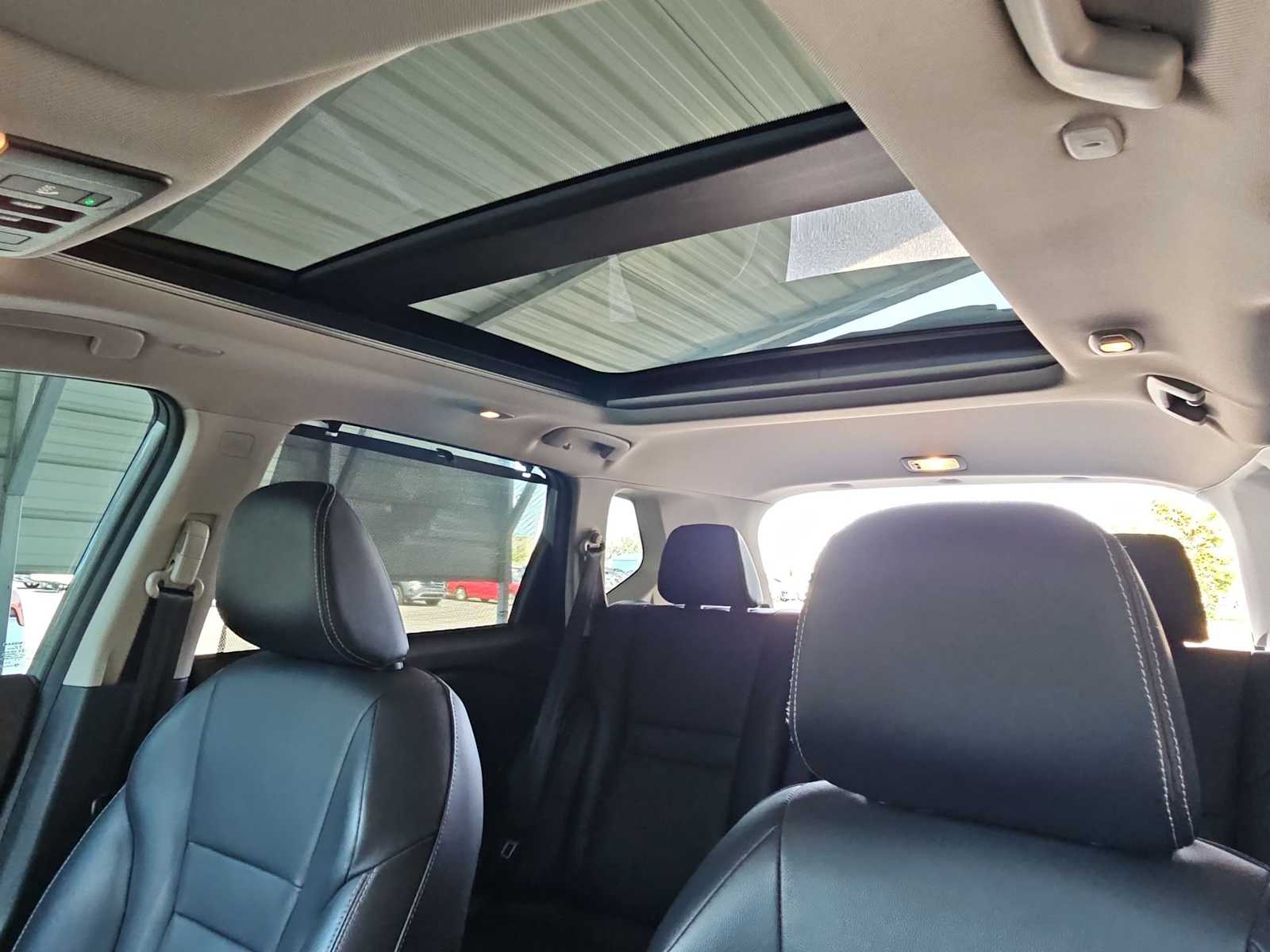 Thumbnail: 2023 Nissan Rogue - 20