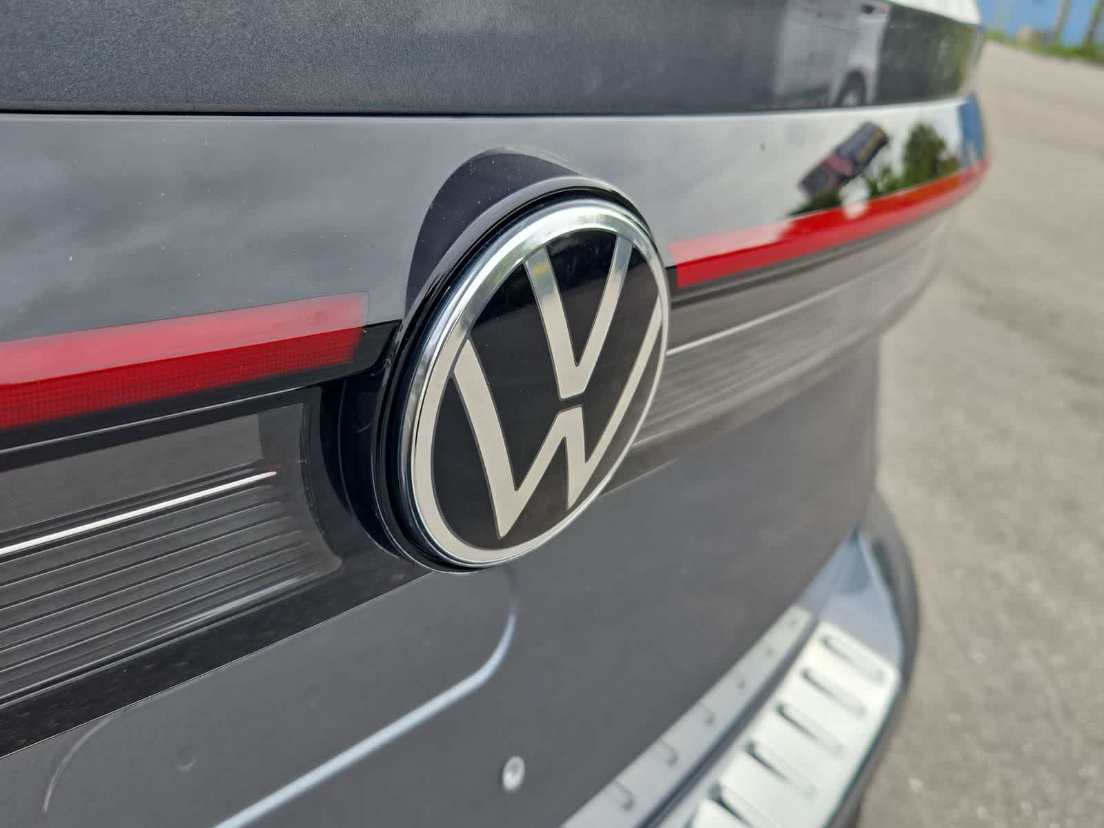 Thumbnail: 2025 Volkswagen Taos - 12