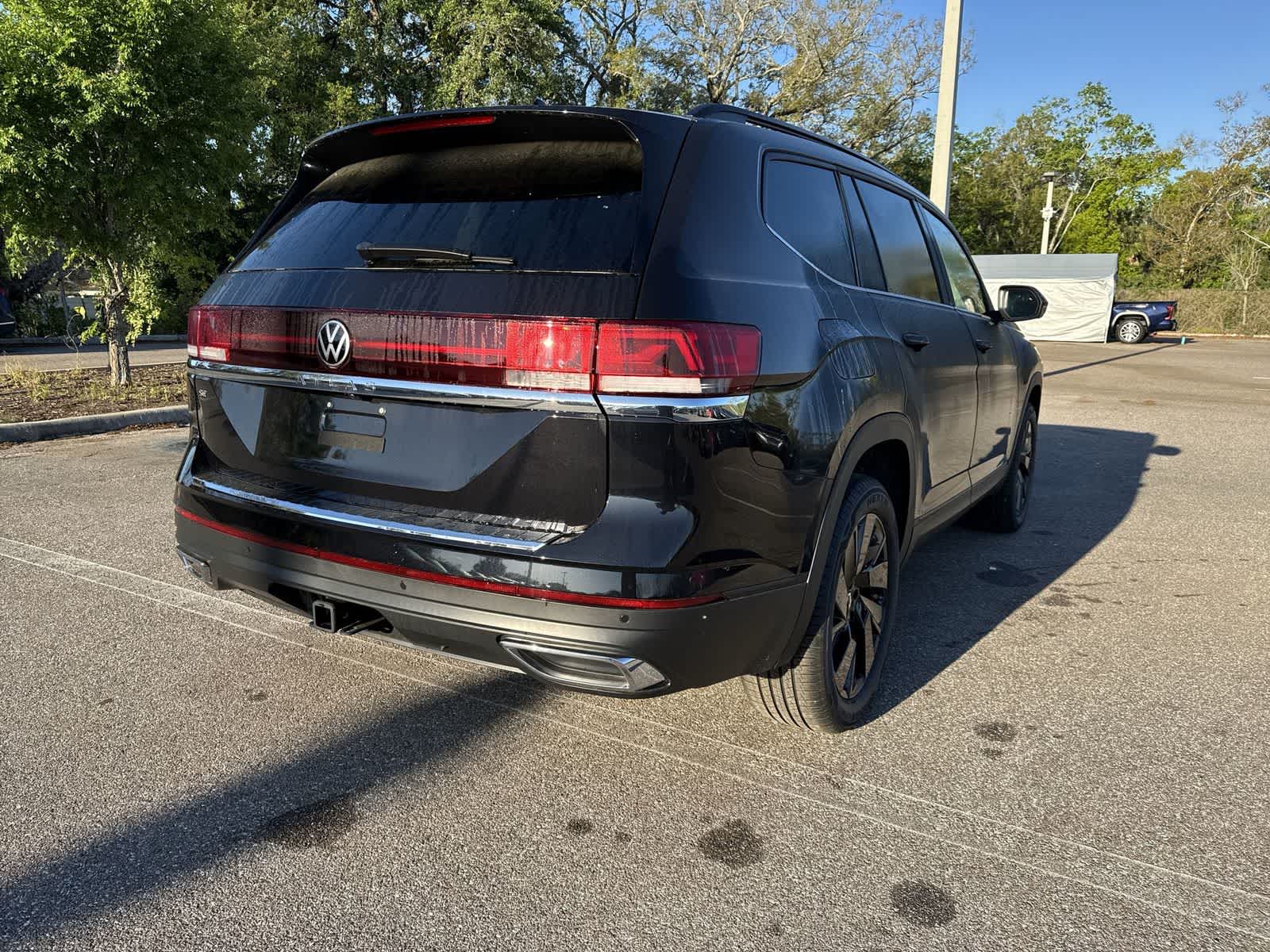 Thumbnail: 2026 Volkswagen Atlas - 6