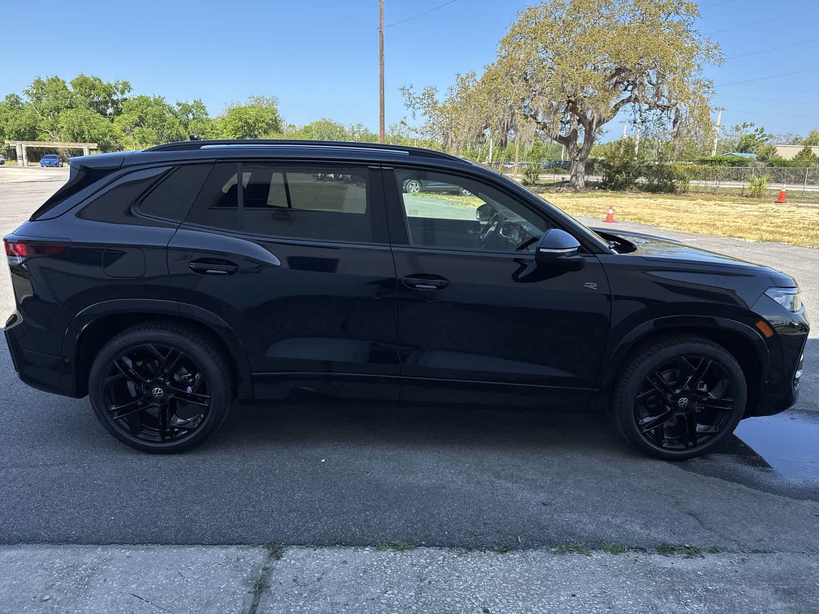 Thumbnail: 2026 Volkswagen Tiguan - 7