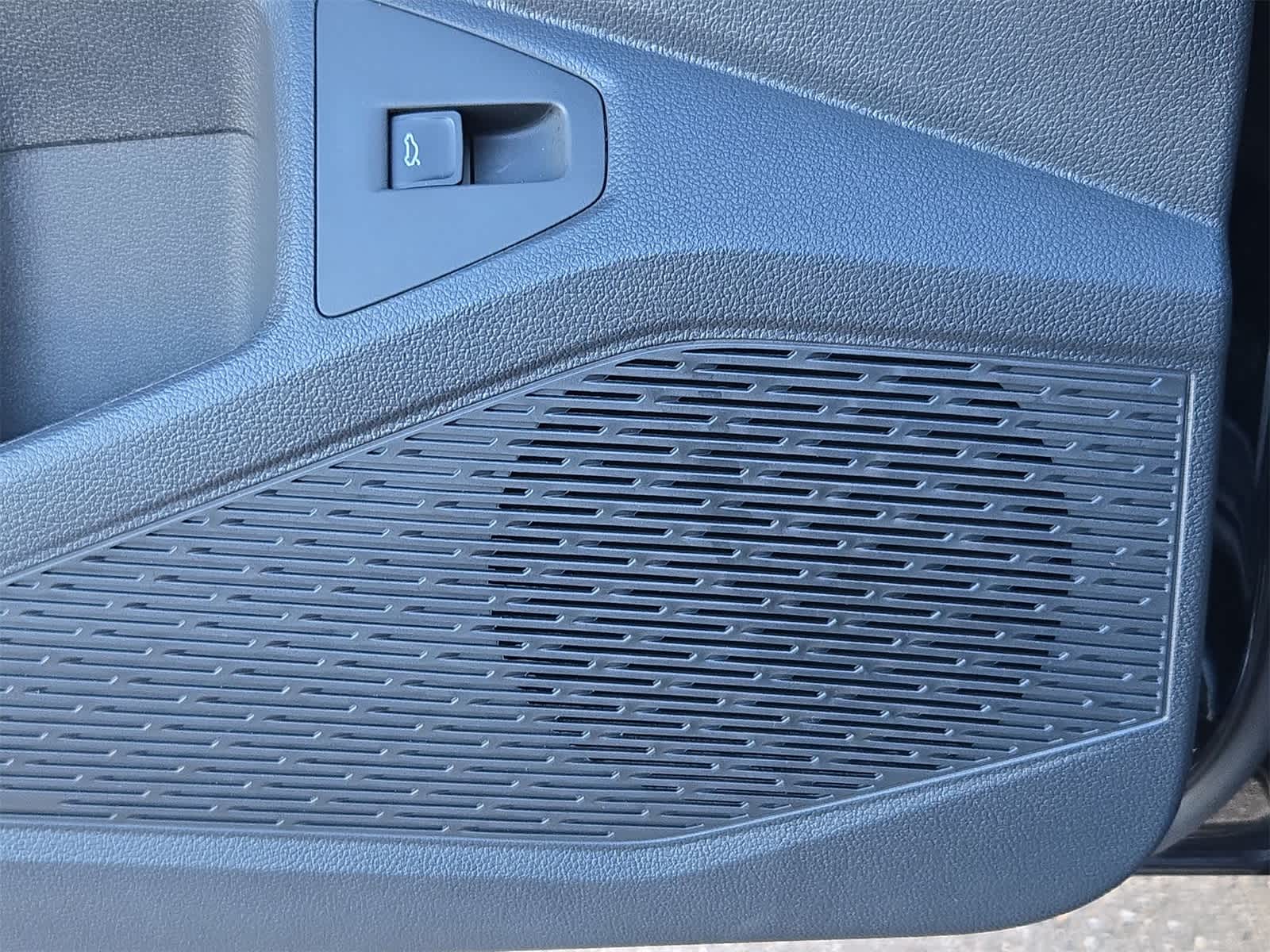 Thumbnail: 2026 Volkswagen Jetta - 28