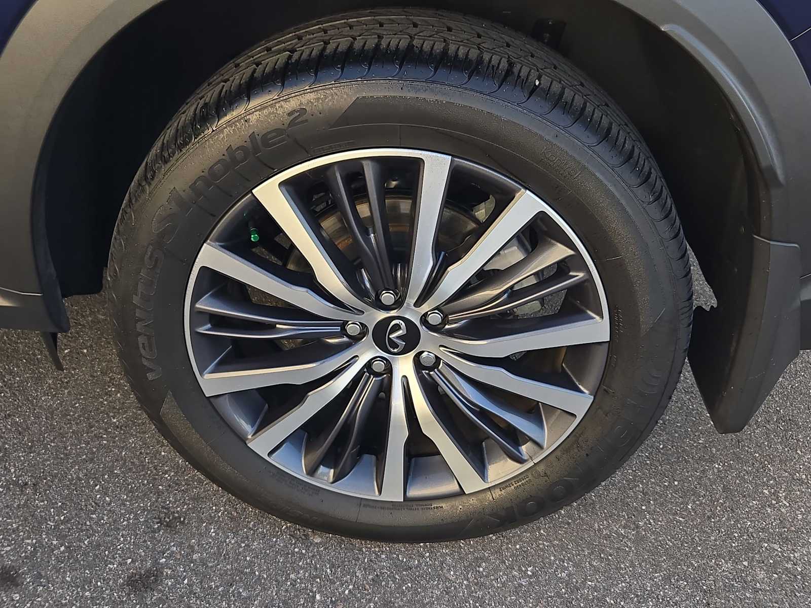 Thumbnail: 2023 INFINITI QX60 - 14