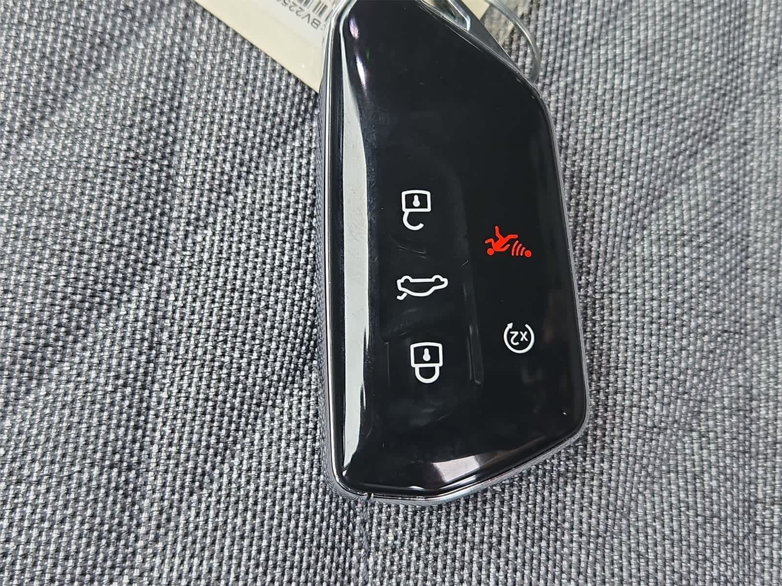 Thumbnail: 2026 Volkswagen Tiguan - 31