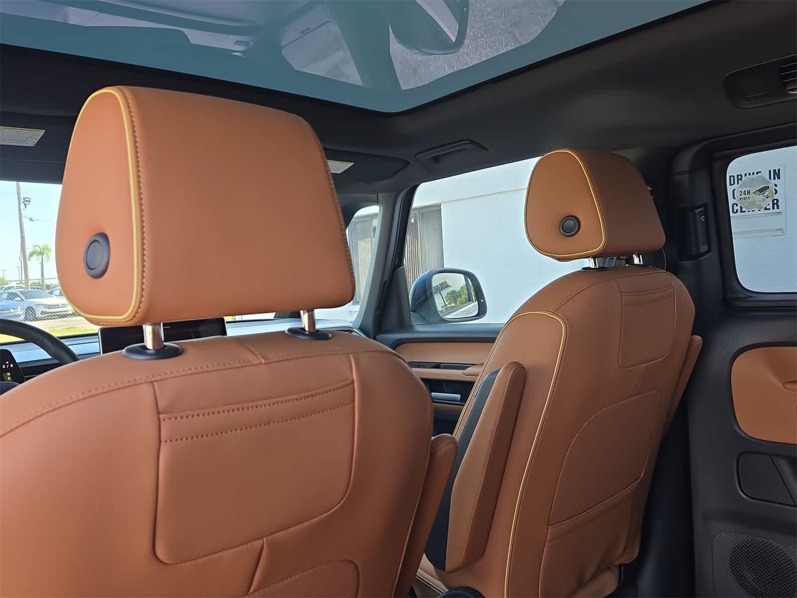 Thumbnail: 2025 Volkswagen ID.Buzz - 19