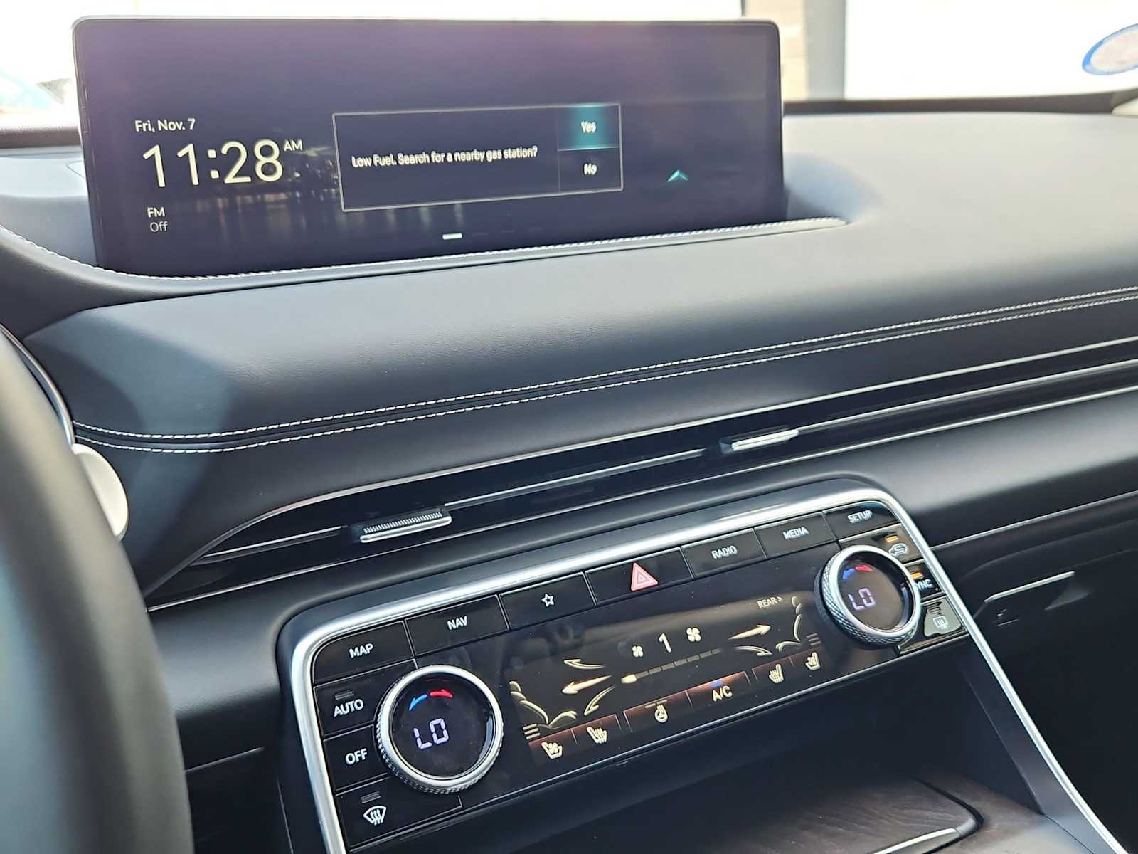 Thumbnail: 2024 Genesis GV80 - 30