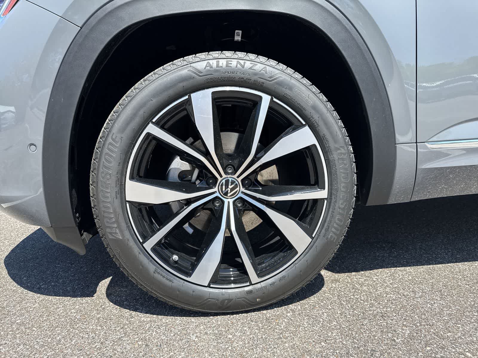 Thumbnail: 2026 Volkswagen Atlas - 12