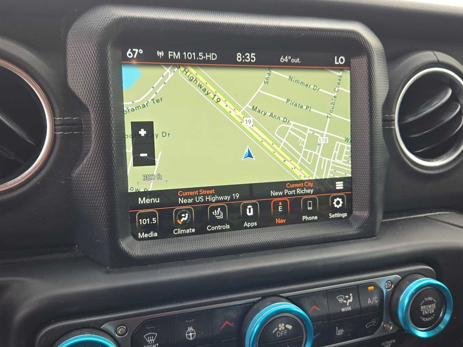 Thumbnail: 2023 Jeep Wrangler - 27