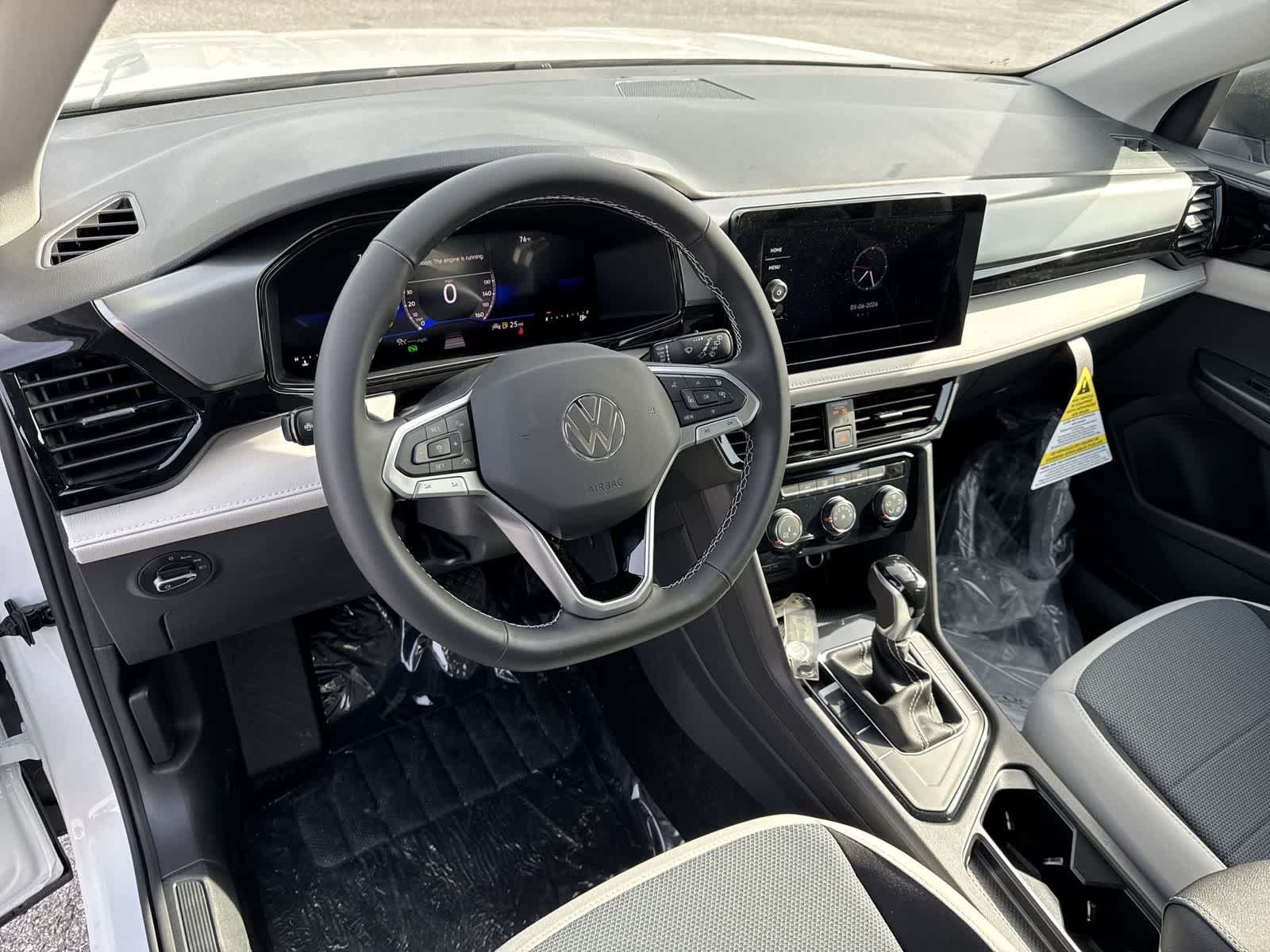 Thumbnail: 2026 Volkswagen Taos - 2
