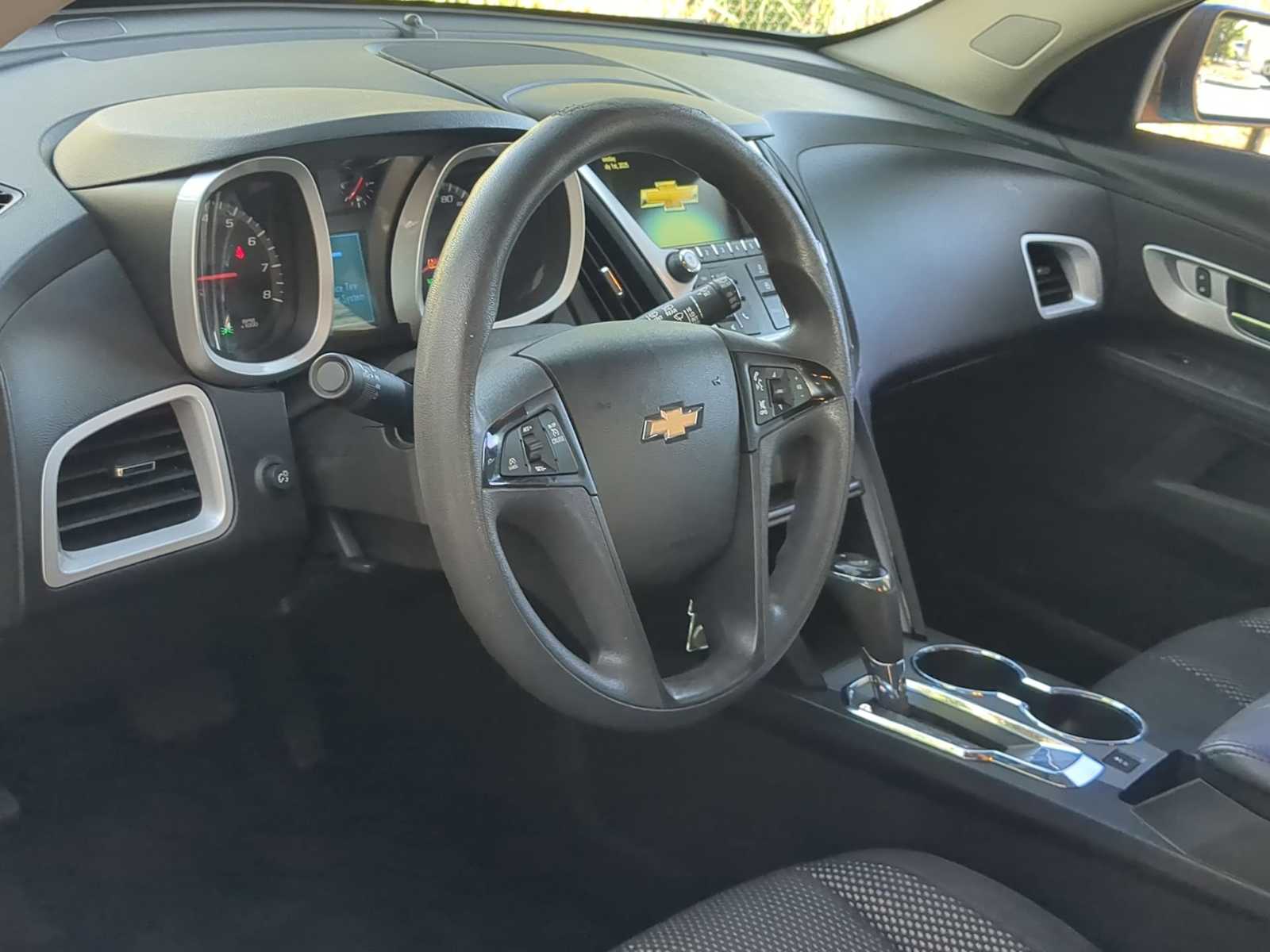 Thumbnail: 2016 Chevrolet Equinox - 10