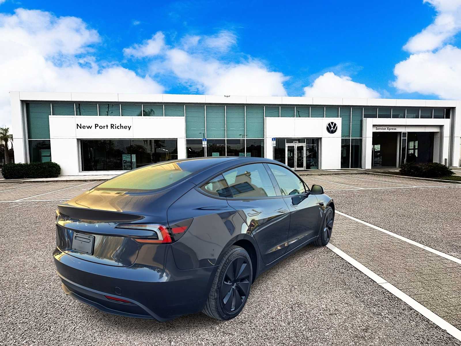 Thumbnail: 2025 Tesla Model 3 - 8