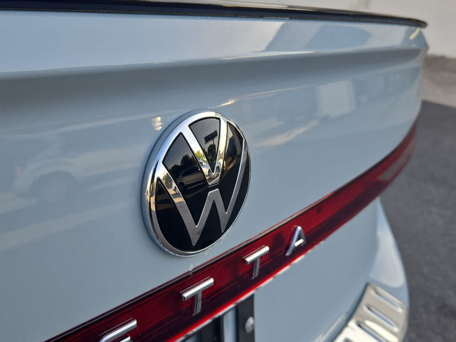 Thumbnail: 2026 Volkswagen Jetta - 12