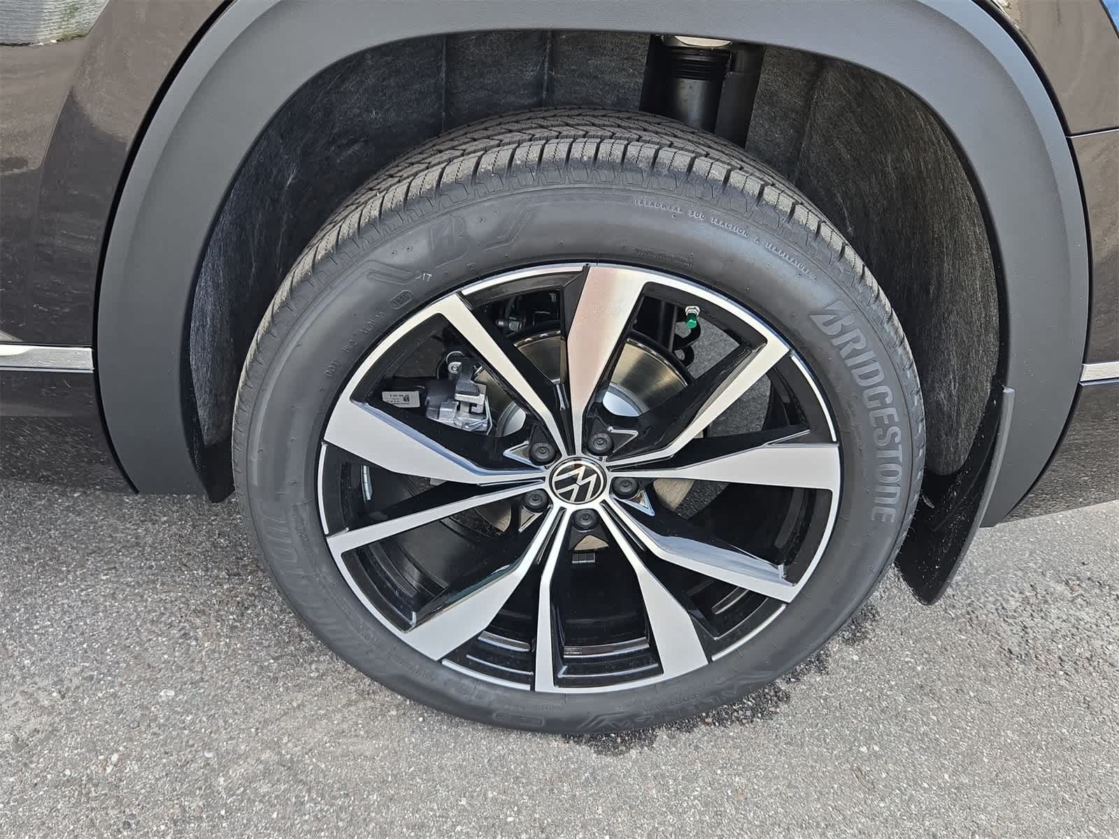 Thumbnail: 2026 Volkswagen Atlas - 14