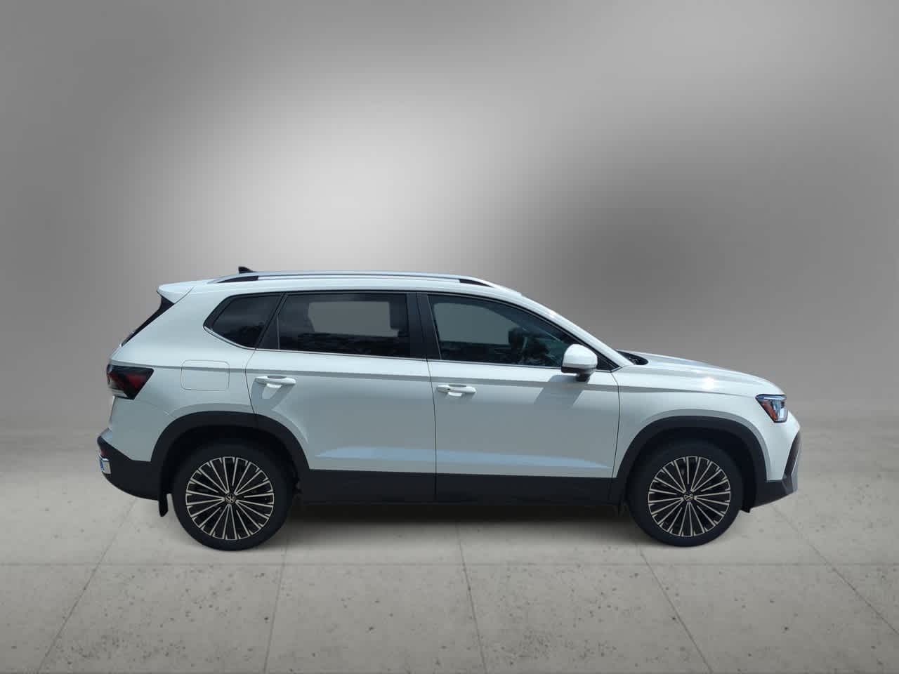 Thumbnail: 2025 Volkswagen Taos - 9