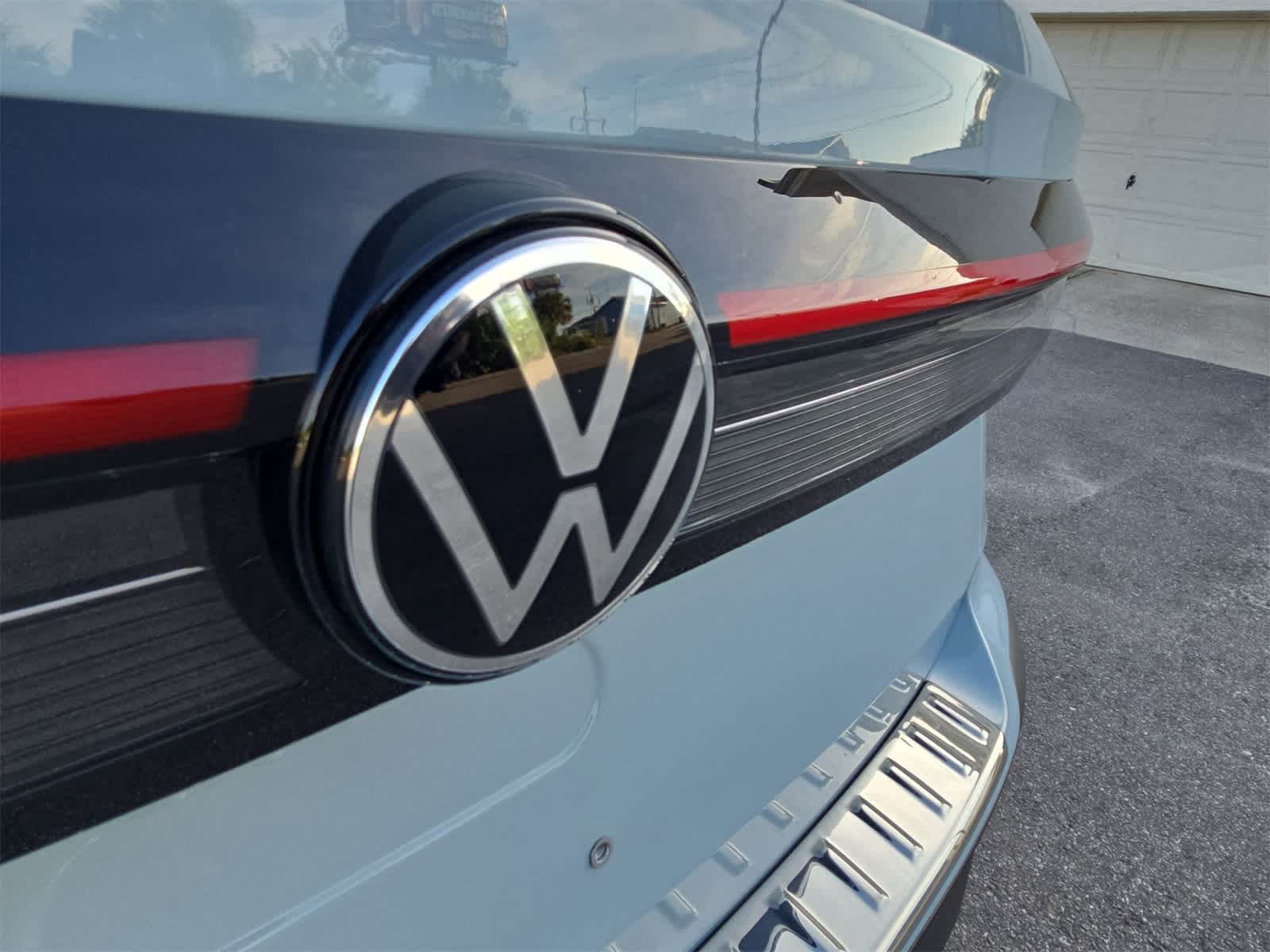 Thumbnail: 2025 Volkswagen Taos - 12