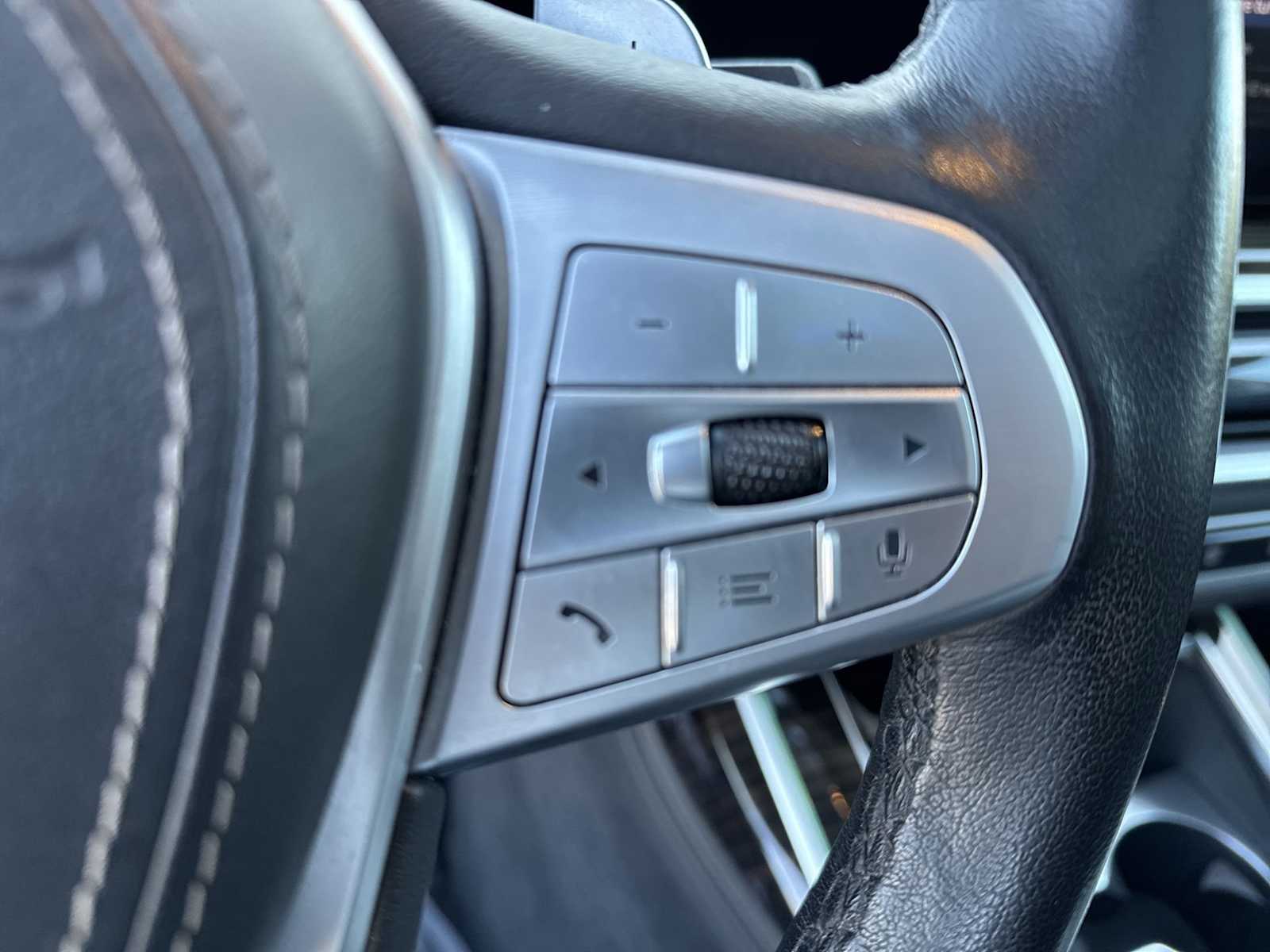 Thumbnail: 2024 BMW X7 - 25