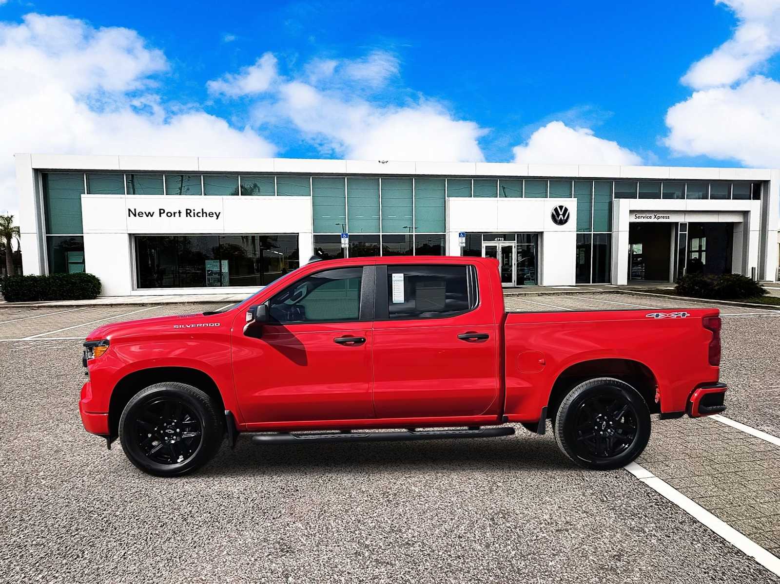 Thumbnail: 2024 Chevrolet Silverado 1500 - 5