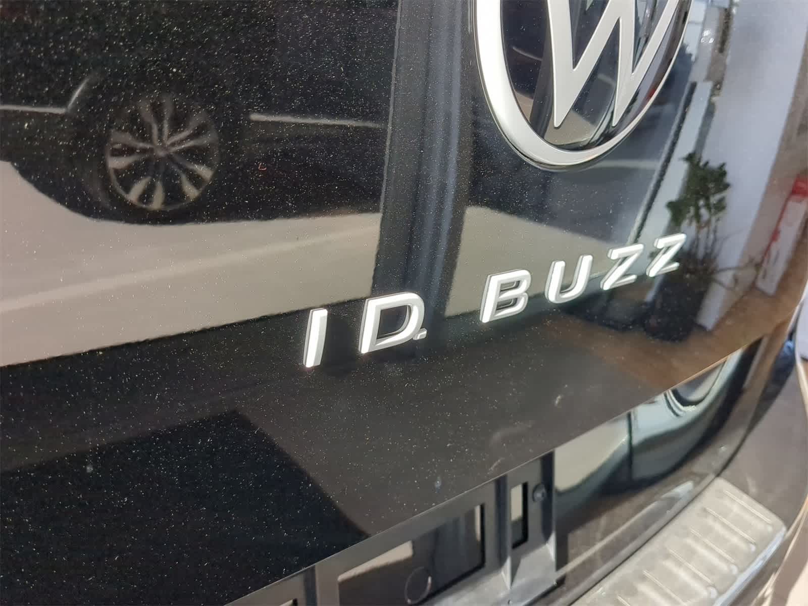 Thumbnail: 2025 Volkswagen ID.Buzz - 12