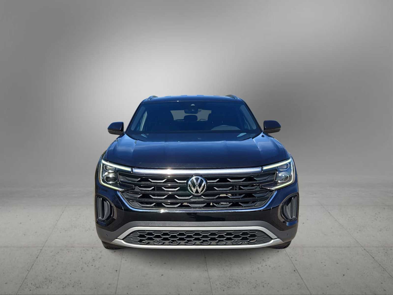 Thumbnail: 2024 Volkswagen Atlas - 3