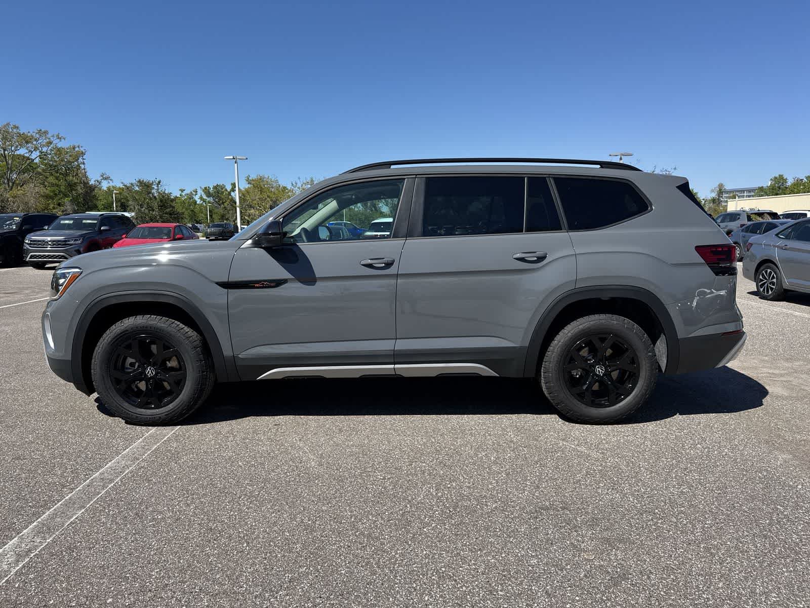 Thumbnail: 2026 Volkswagen Atlas - 3