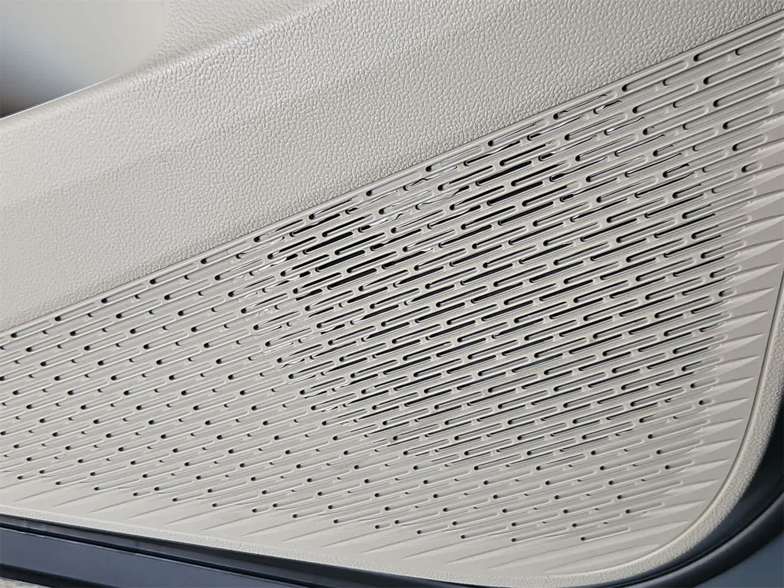 Thumbnail: 2026 Volkswagen Atlas - 32