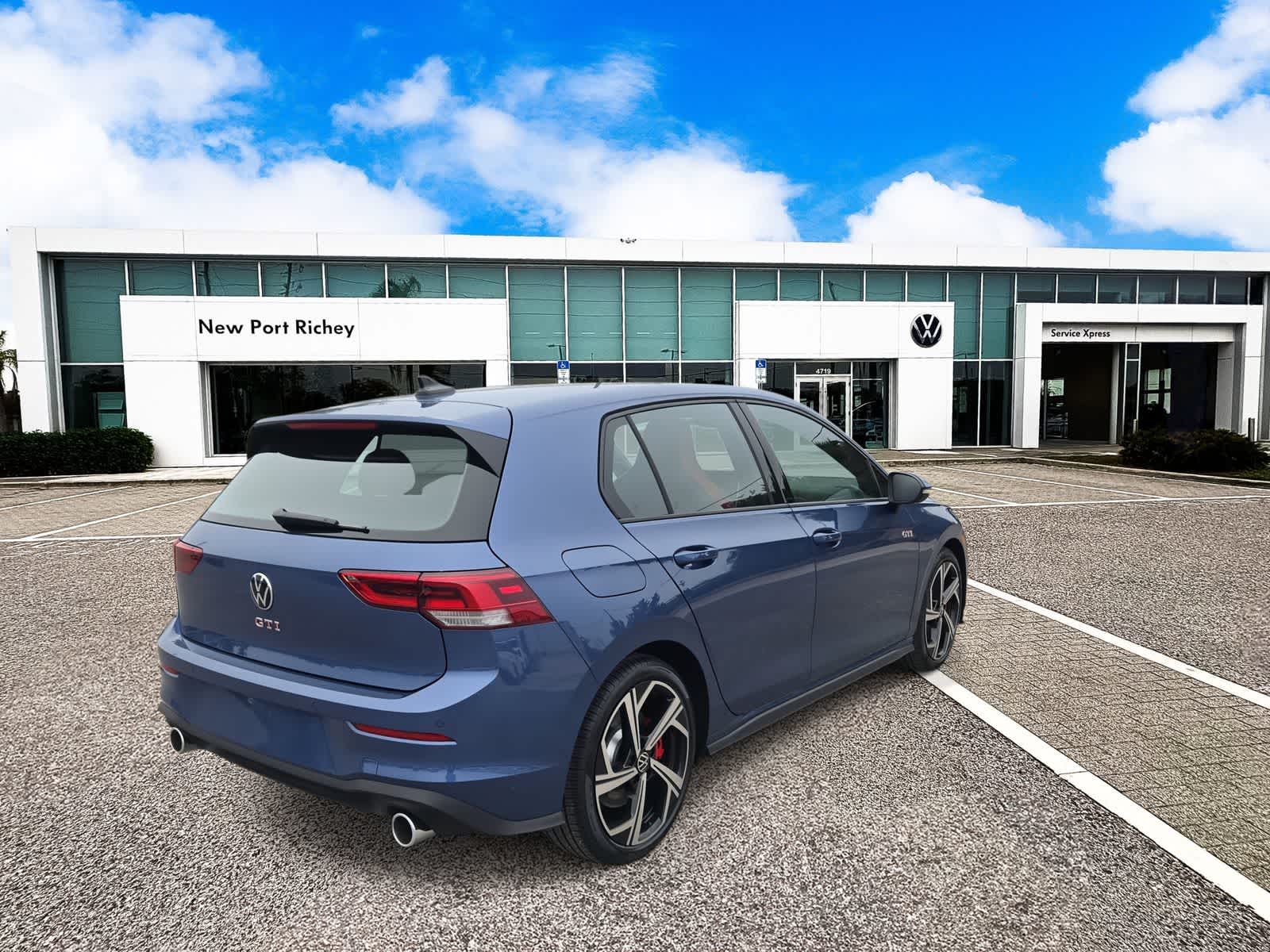 Thumbnail: 2026 Volkswagen Golf - 8