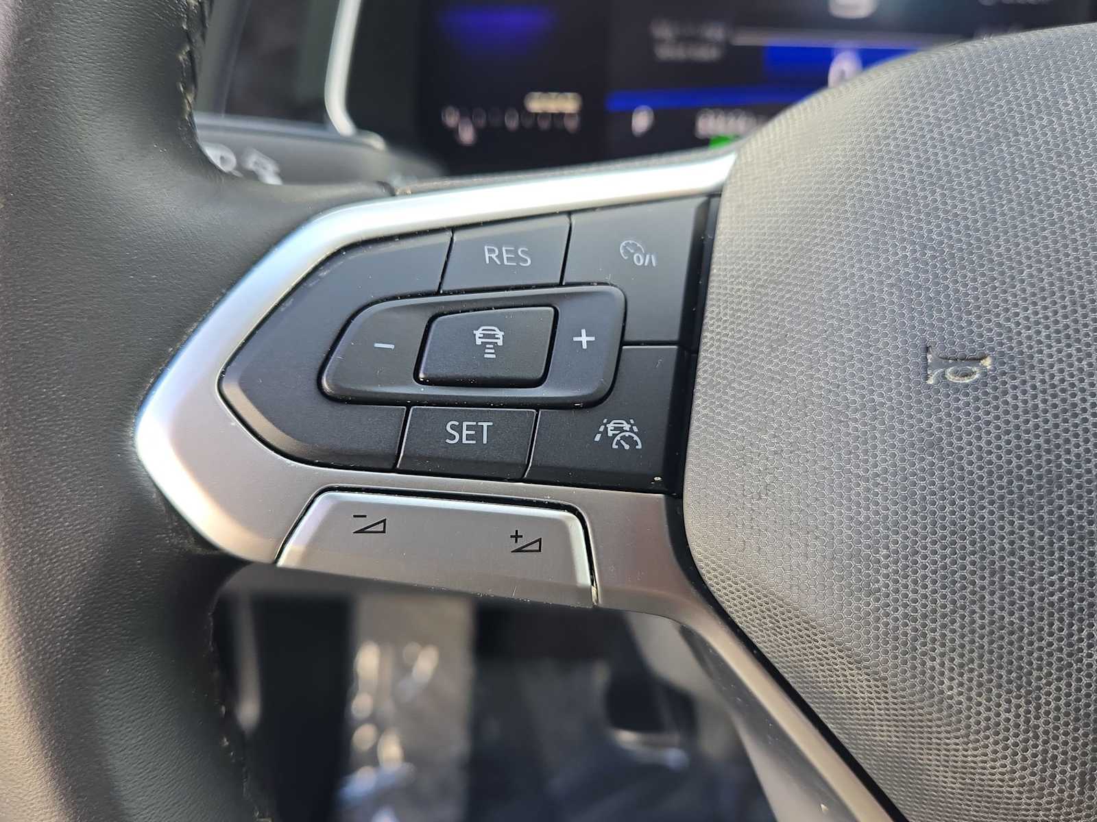 Thumbnail: 2022 Volkswagen Jetta - 24