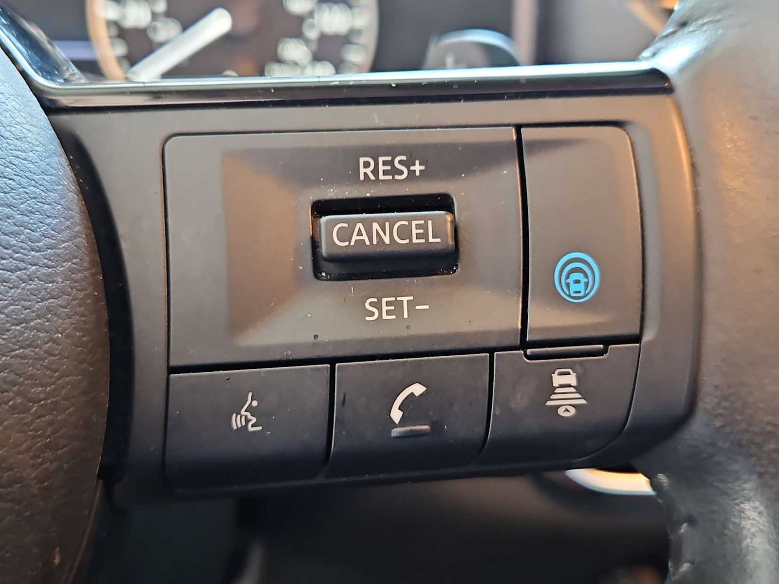 Thumbnail: 2023 Nissan Rogue - 27