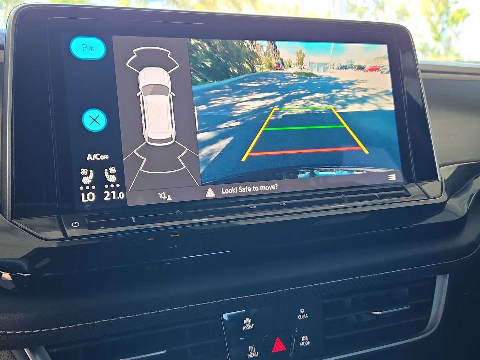 Thumbnail: 2024 Volkswagen Atlas - 28