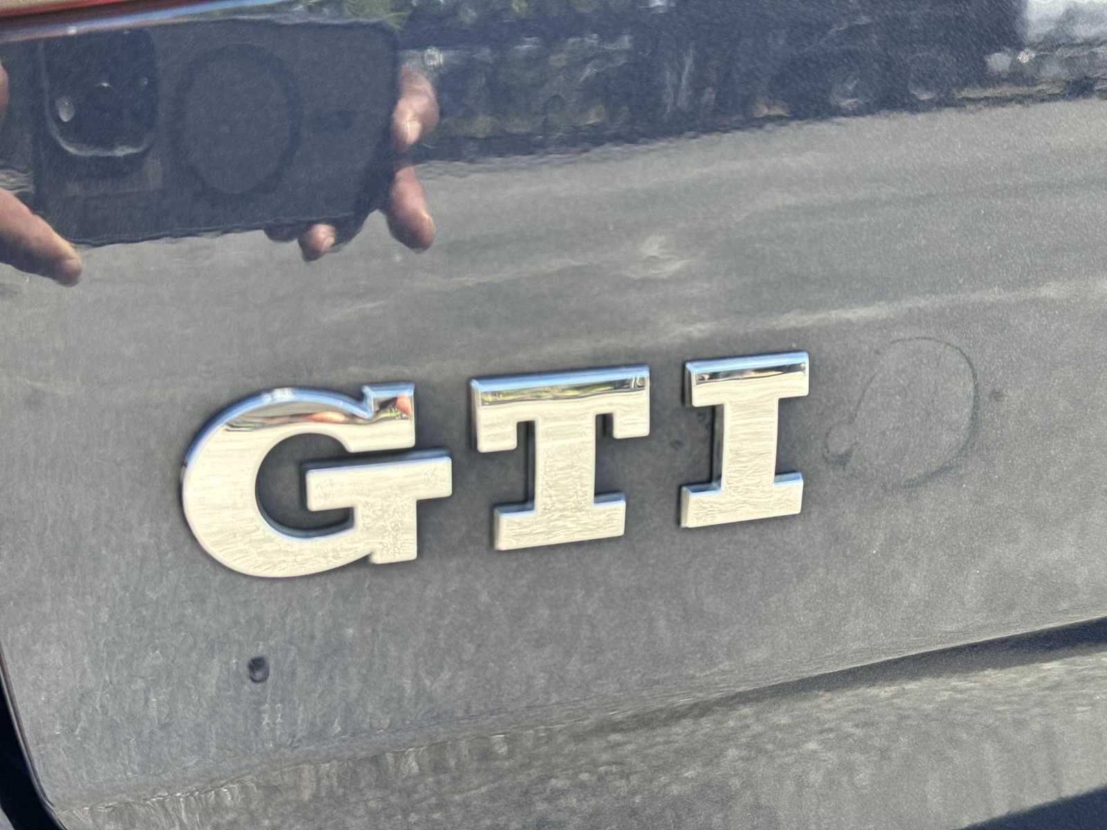 Thumbnail: 2015 Volkswagen Golf - 11