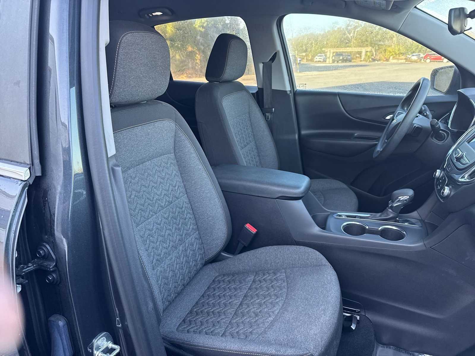 Thumbnail: 2023 Chevrolet Equinox - 22