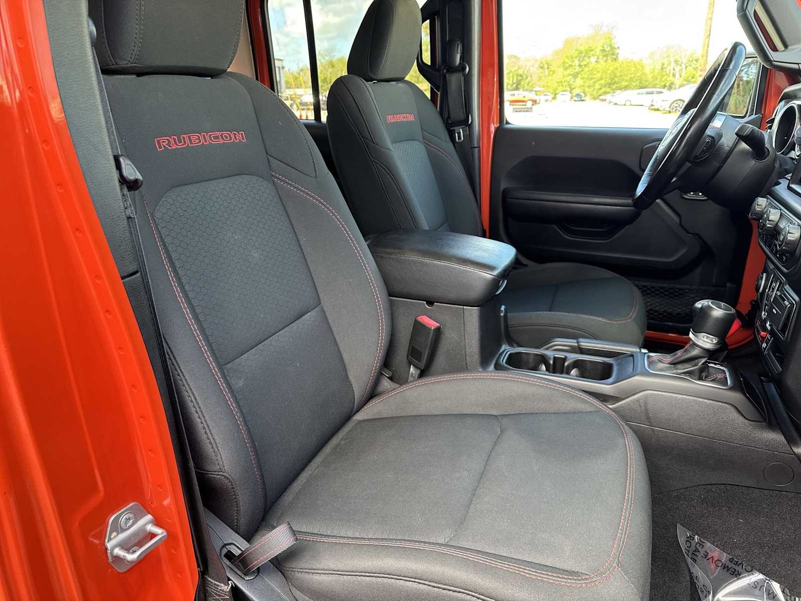 Thumbnail: 2020 Jeep Gladiator - 19