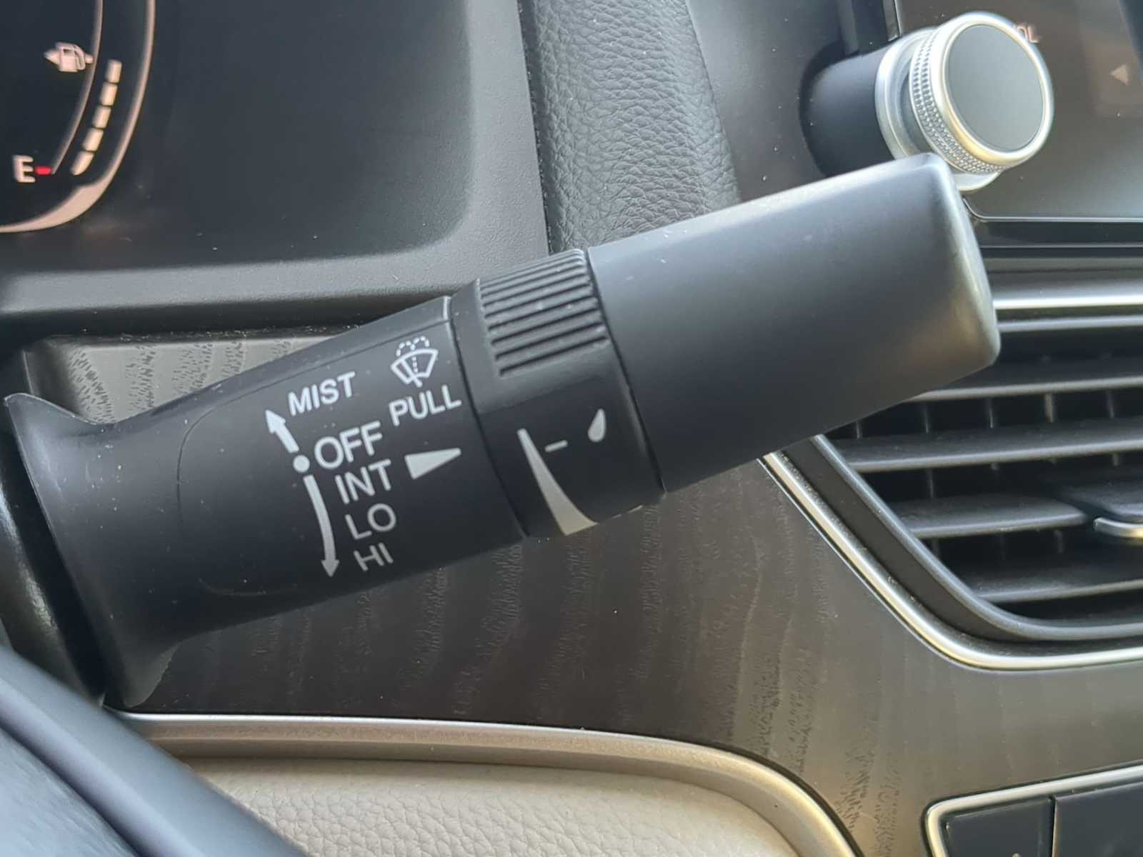 Thumbnail: 2018 Honda Accord - 27