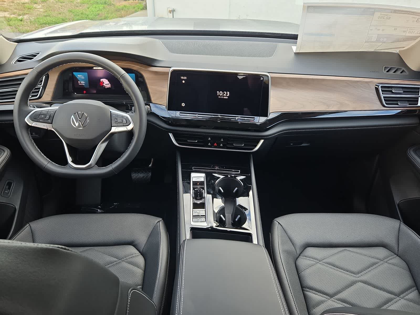 Thumbnail: 2026 Volkswagen Atlas - 16