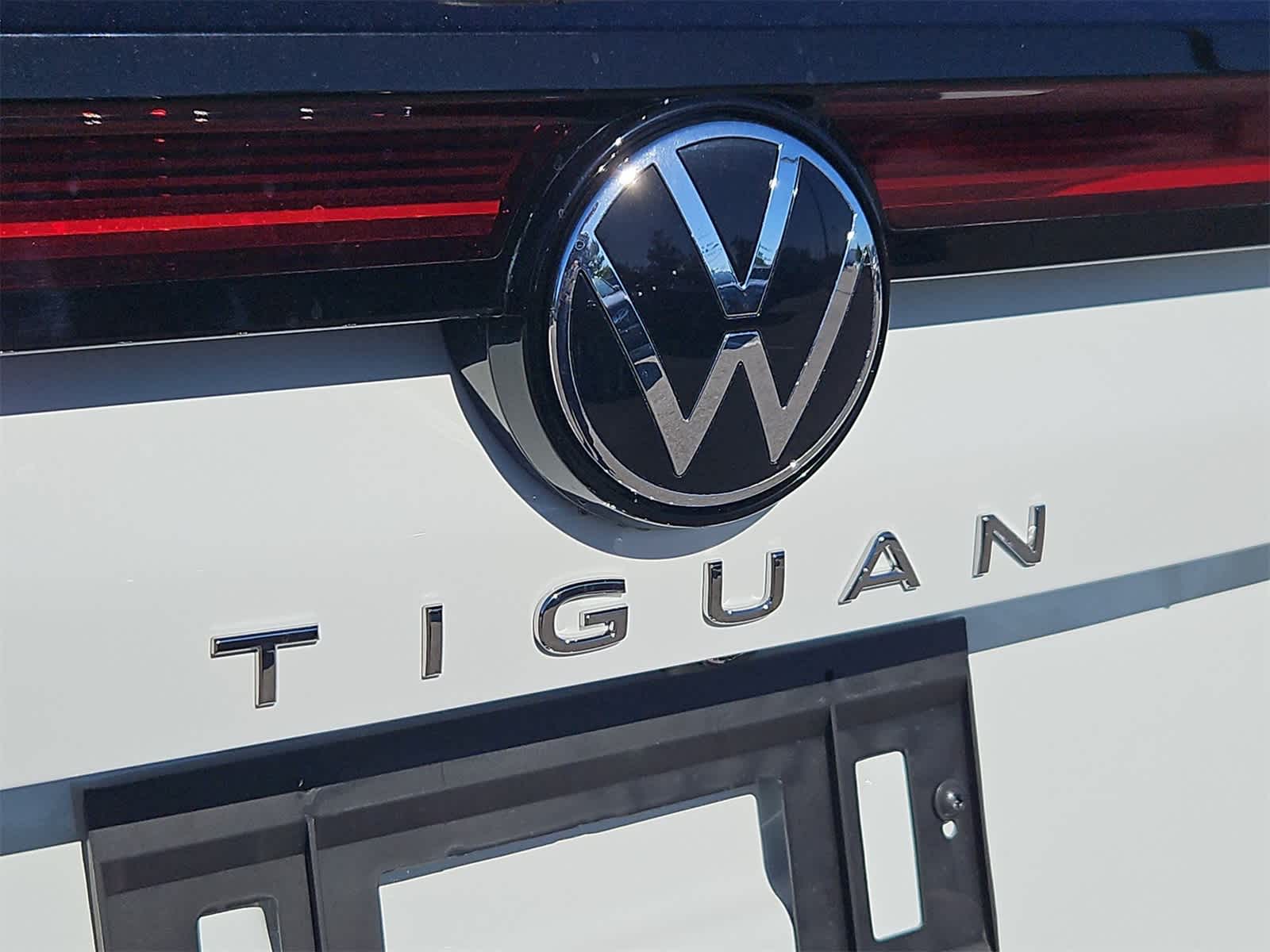 Thumbnail: 2026 Volkswagen Tiguan - 13