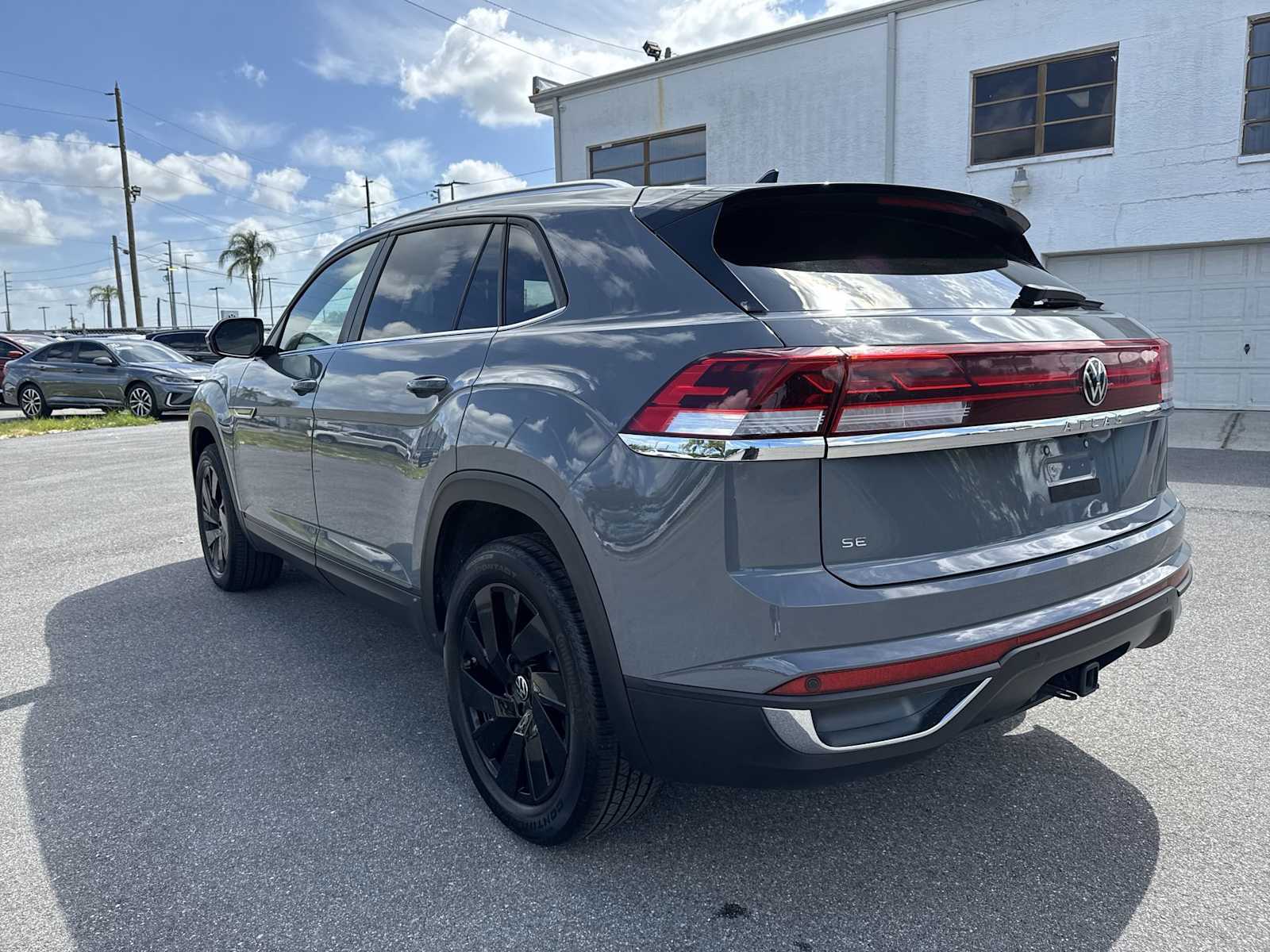 Thumbnail: 2024 Volkswagen Atlas - 4