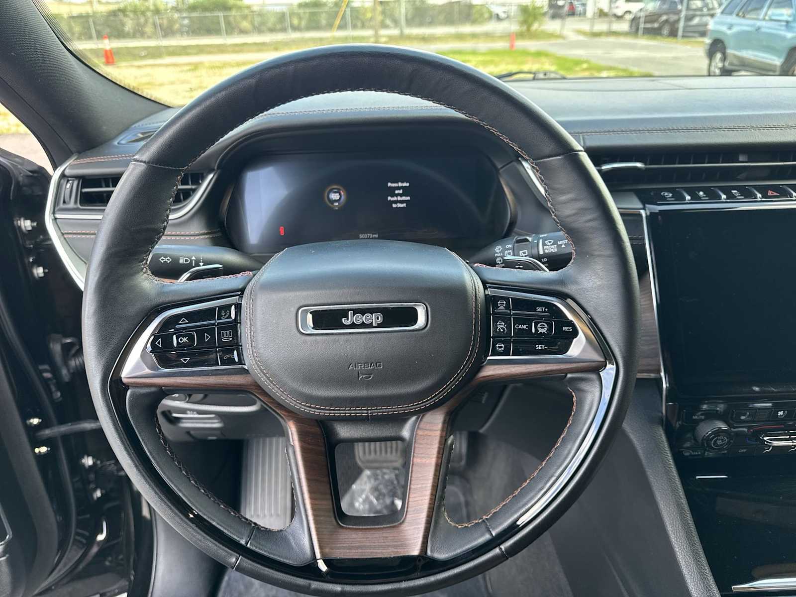 Thumbnail: 2022 Jeep Grand Cherokee - 23