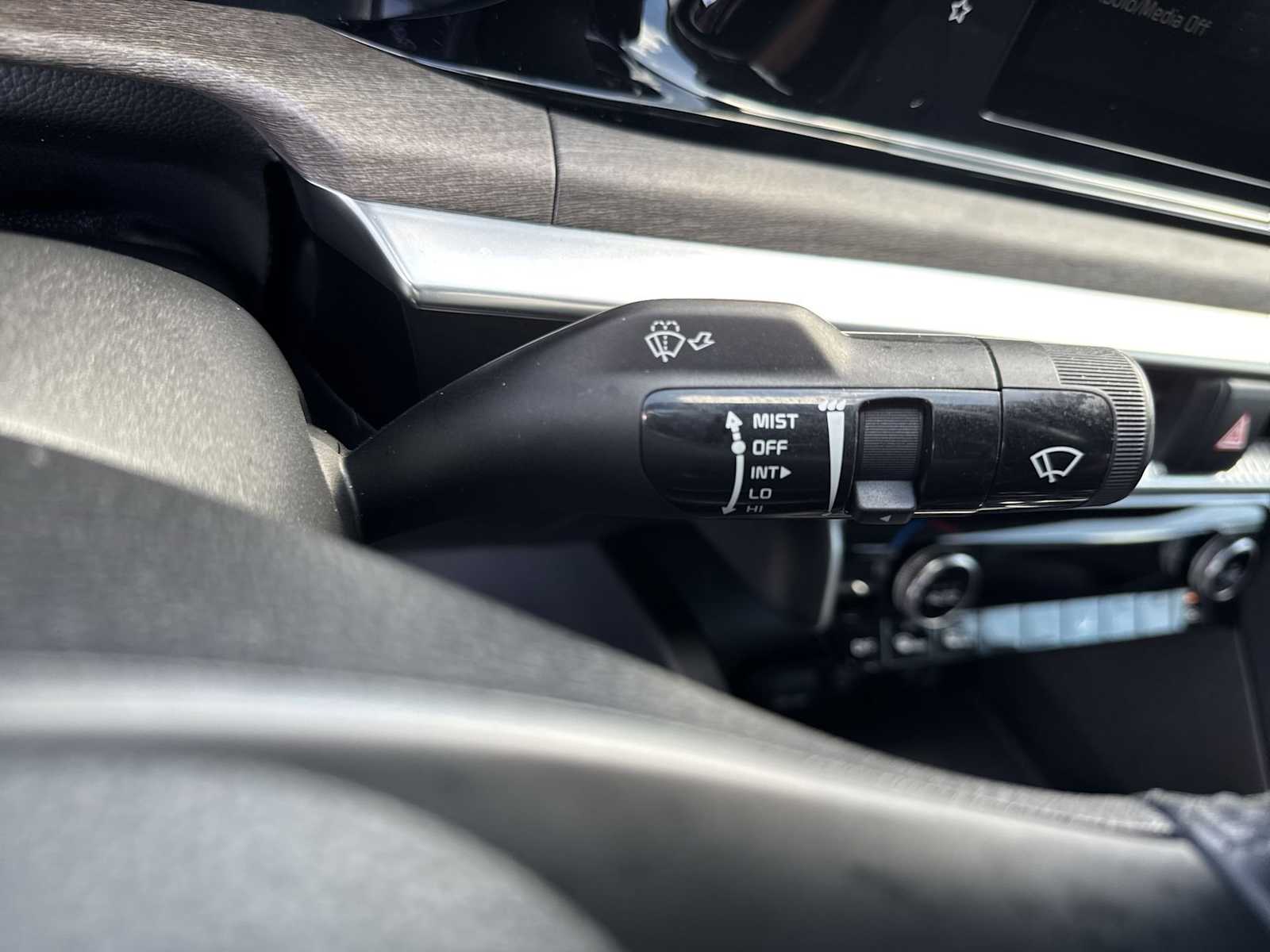 Thumbnail: 2022 Kia K5 - 24