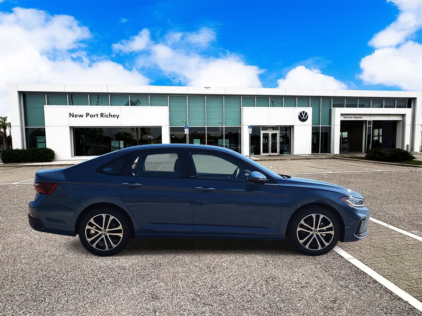 Thumbnail: 2026 Volkswagen Jetta - 9