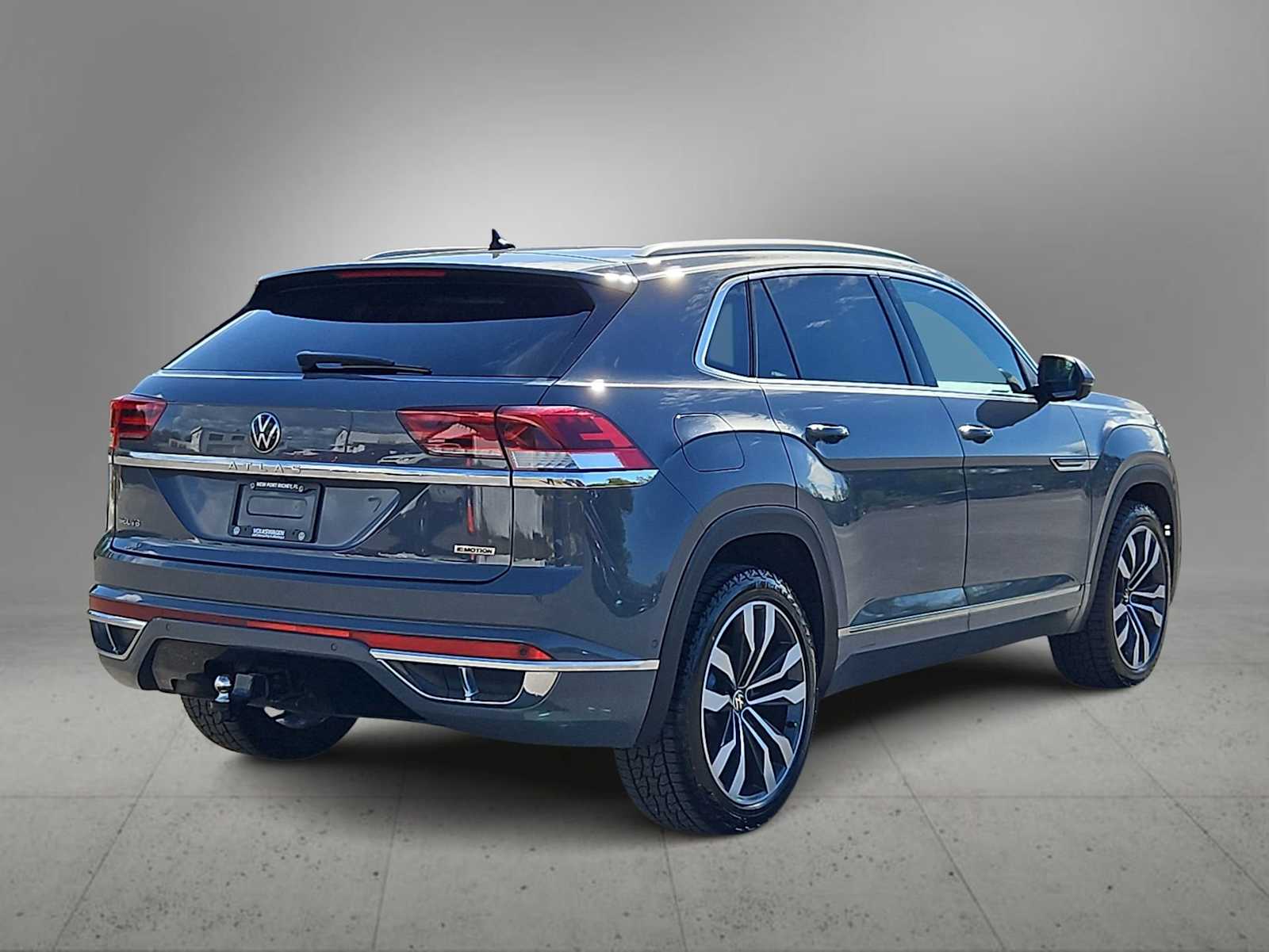 Thumbnail: 2021 Volkswagen Atlas - 8