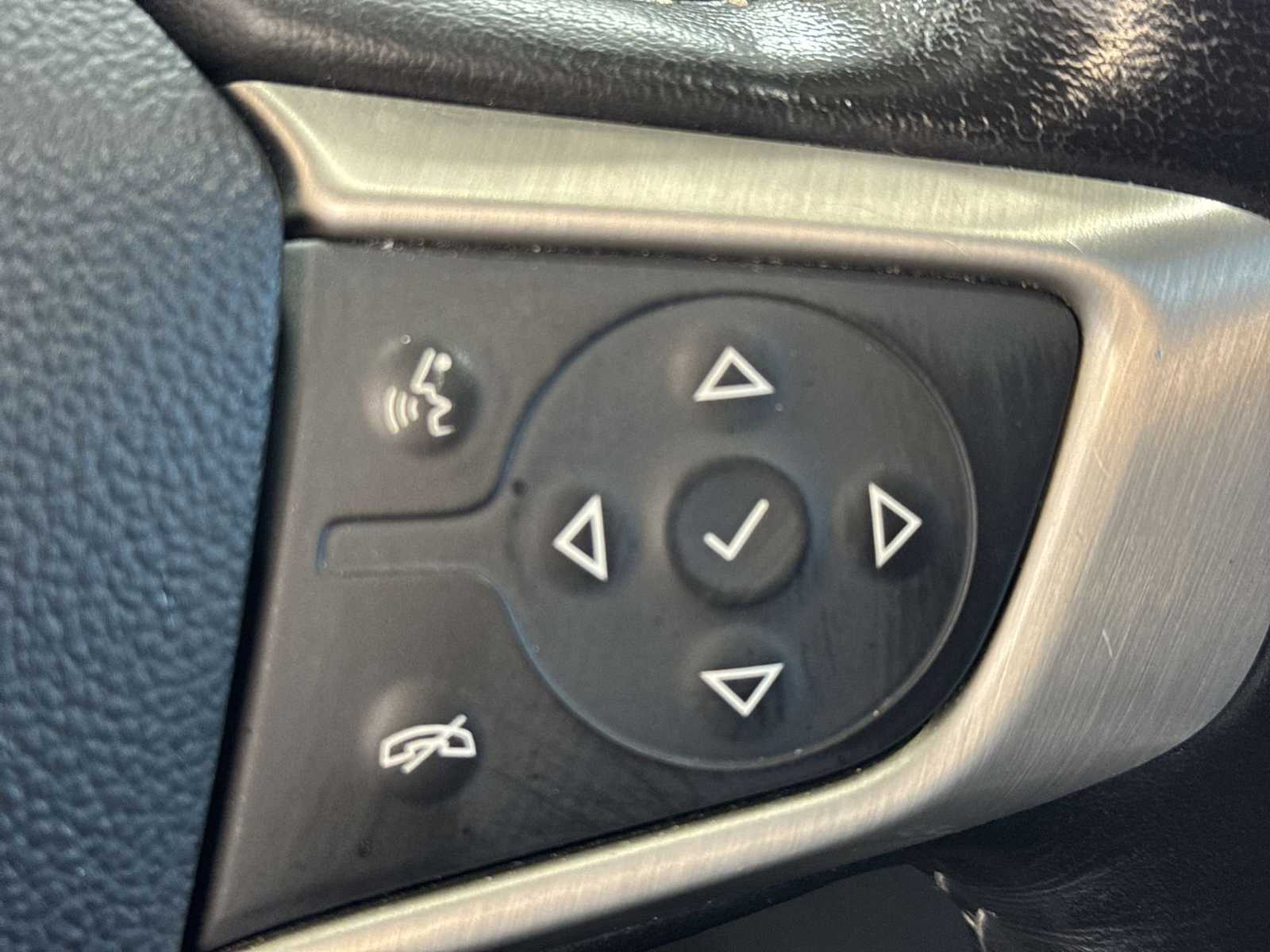 Thumbnail: 2022 GMC Terrain - 24