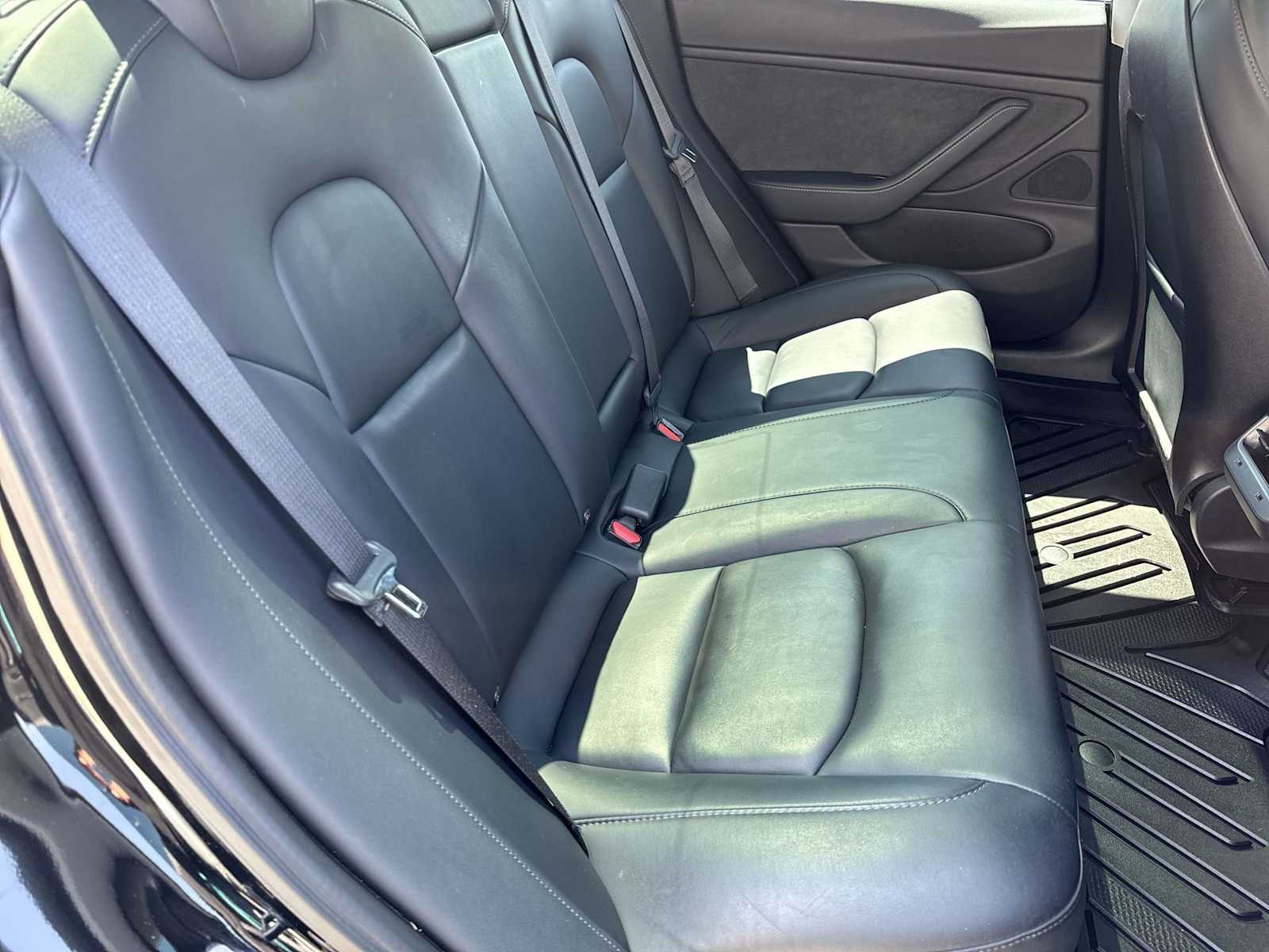 Thumbnail: 2020 Tesla Model 3 - 19