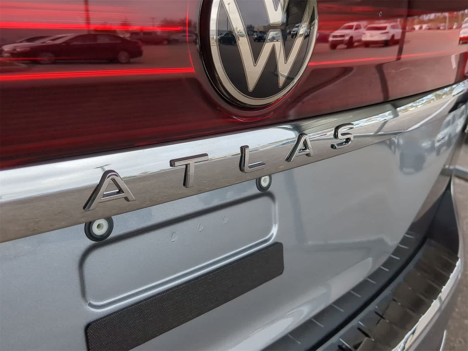 Thumbnail: 2025 Volkswagen Atlas - 13